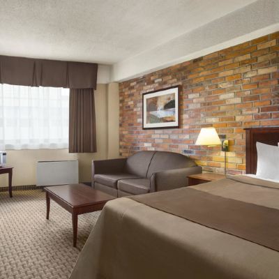 Business King Room - Non-Smoking Travelodge by Wyndham Thunder Bay on Promo Code