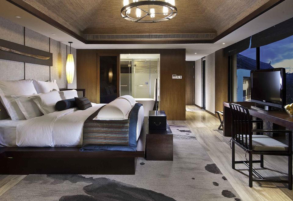 Pullman Lijiang Resort & SpaDeluxe Villa Three Bedrooms