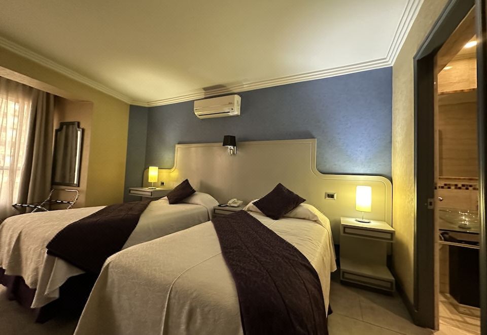 Infinity Park Hotel Twin Room