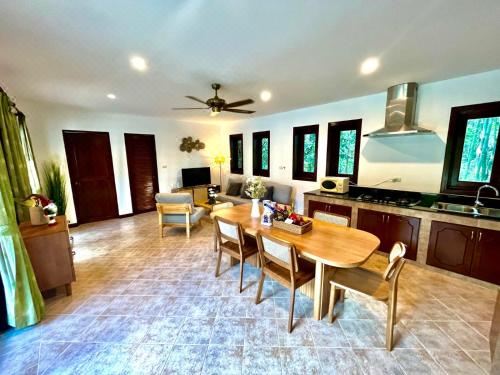 别墅（带独立泳池）