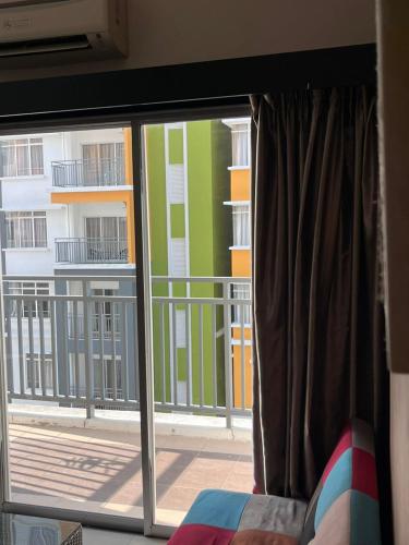 豪华大床一室房