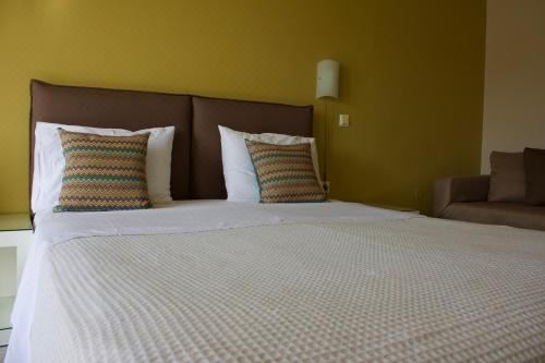 一室房（带沙发）