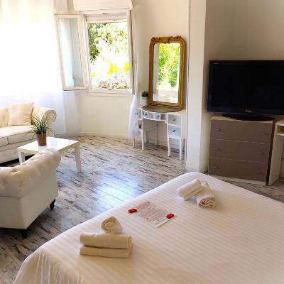 Junior Suite-Non-Smoking Hotel les Jardins de Bormes Promo Code