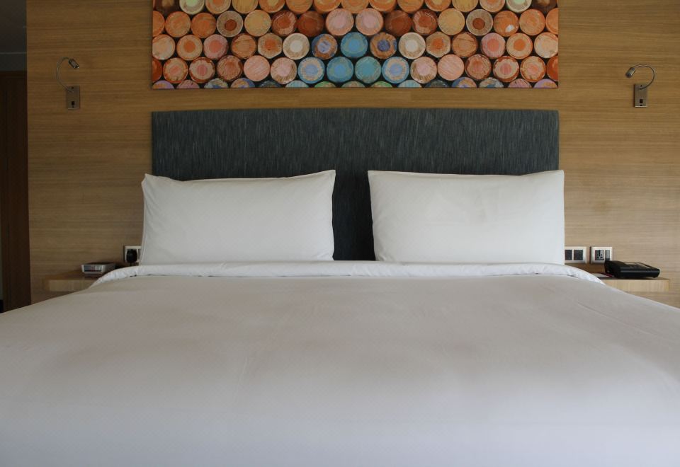 Aloft New Delhi AerocityAloft Room, Guest room, 1 King, Pool view