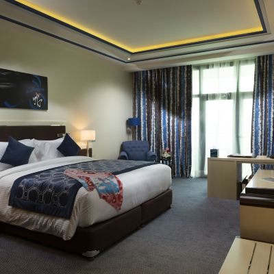 Executive King Suite With Balcony Retaj Salwa Resort & Spa Promo Code