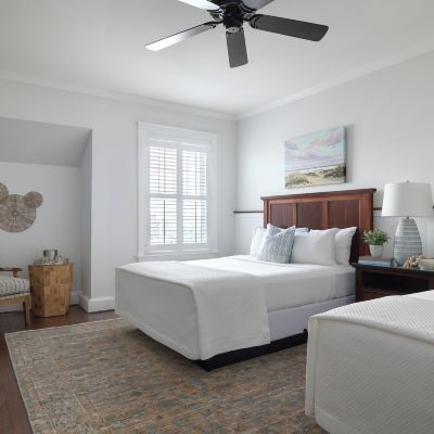Room (Sunset Queen and Full ) Elizabeth Pointe Lodge Promo Code
