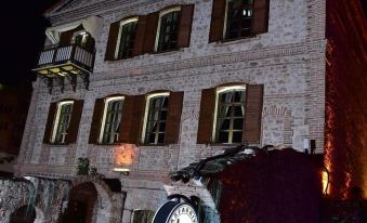 Giritligil Hotel - Housity