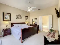 5Br Family Retreat w Pool, Spa & Game Room