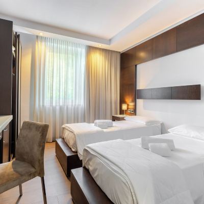 Standard Twin Room Aston Hotel Promo Code