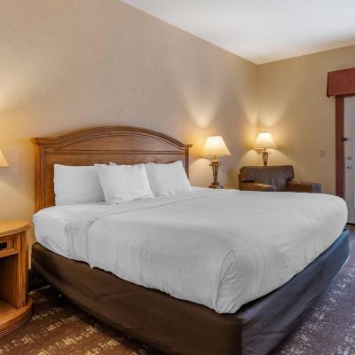 King Room - Non-Smoking The Kathryn Riverfront Inn, Ascend Hotel Collection Promo Code