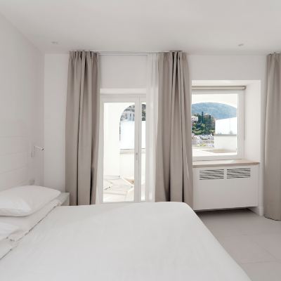 Family Suite with Partial Sea View Hotel Posa Posa Promo Code
