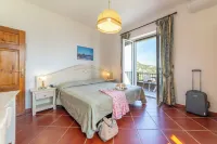 Punta Chiarito Resort Ξενοδοχεία στην πόλη 