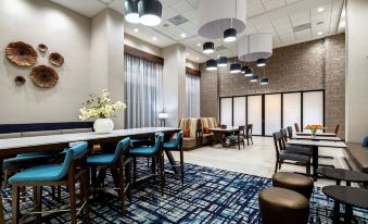 Hampton Inn & Suites Indio