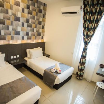 Bilik Twin Deluxe, 2 Katil Twin Kupon IM 96 Villa