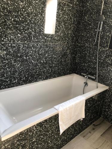 带私人游泳池的豪华双卧室别墅