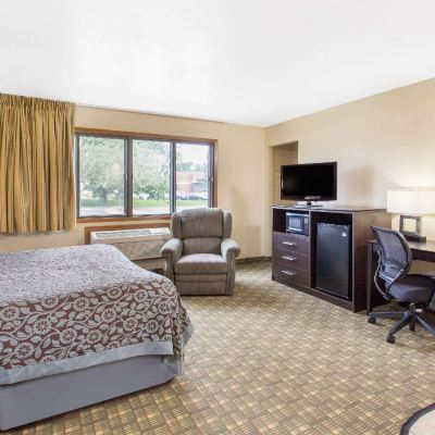 King Room-Mobility Accessible-Non-Smoking Days Inn & Suites by Wyndham Waterloo Promo Code