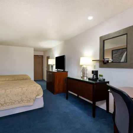 Super 8 by Wyndham Pendleton