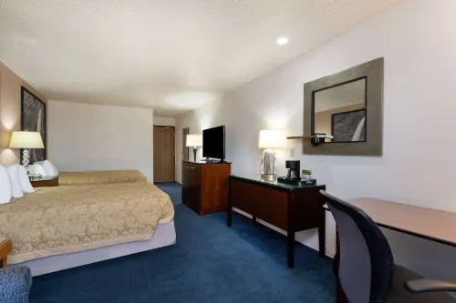 Super 8 by Wyndham Pendleton