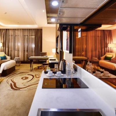 Premier Suite Pacific Regency Hotel Suites Promo Code