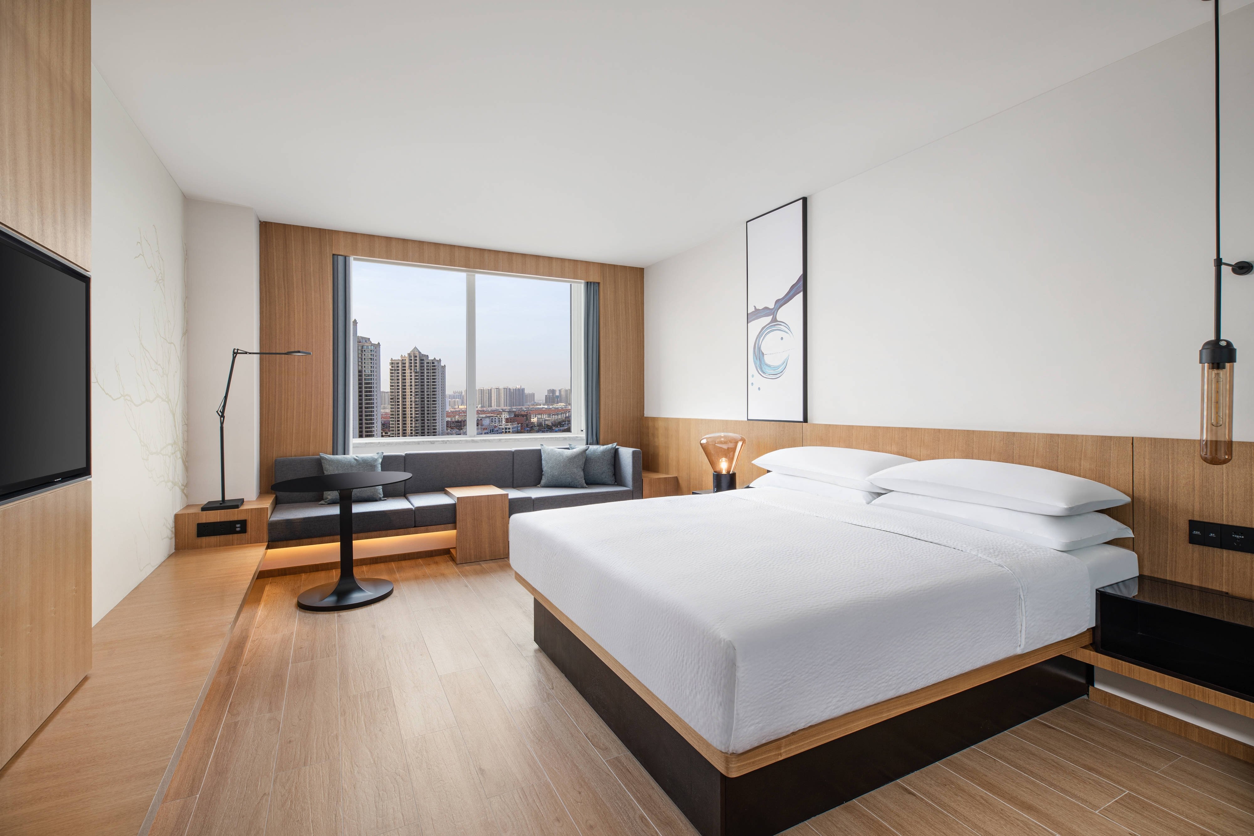 高级大床房（舒达Serta床垫、华夫格Waffle床品、华夫格Waffle浴袍、冰箱）