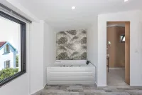 Payam Hotel