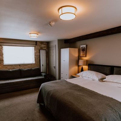 King Suite with Sofa Bed Widbrook Grange Promo Code