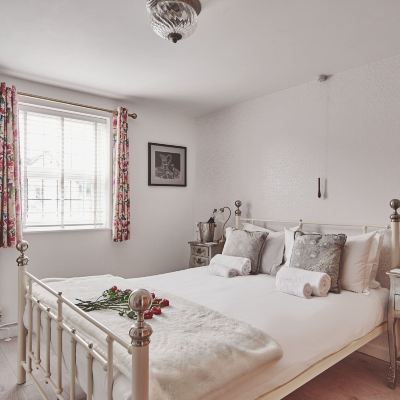 Family Cottage, Private Bathroom (Oakey Cottage) The Lansdowne Promo Code