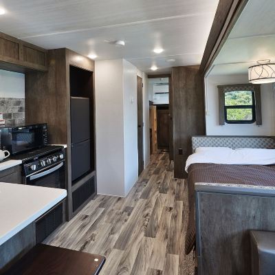 豪華家庭房 WOODPECKER今歸仁旅館優惠