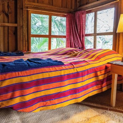 Basic Double Room, 1 Double Bed, Balcony La Iguana Perdida - Hostel Promo Code