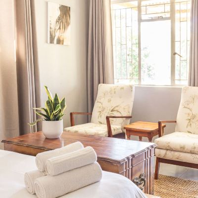 Standard One-Bedroom Room River Front Estate Promo Code