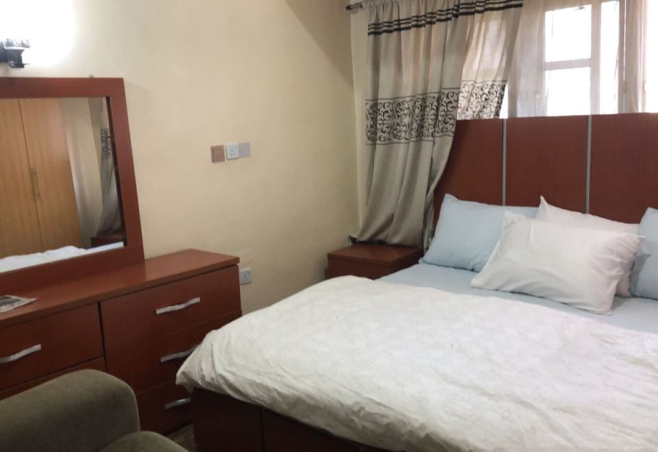 Dazzle Hotels and ApartmentsEconomy Room