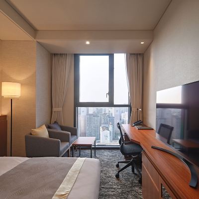 수페리어 더블룸 (고층) 로이넷호텔 서울 마포 쿠폰