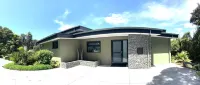 Kauri Hill Estate Luxe Retreat Overlooking Whangaroa Harbour فنادق في 