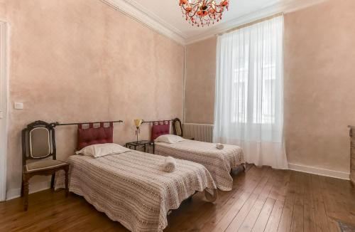 公园景三卧室公寓