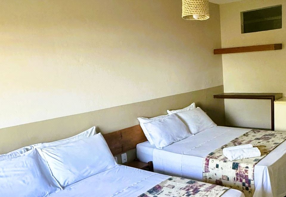 經典四人房， 陽臺， 泳池景觀