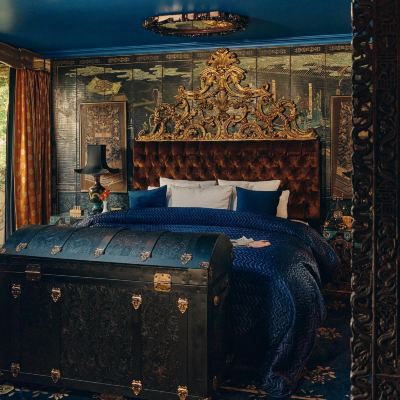 Deluxe Corner King Room Petit Ermitage Promo Code