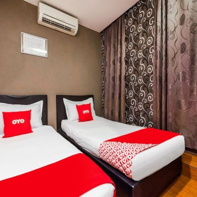 Bilik Kembar Mewah Kupon OYO 44123 Hotel Al-Saif