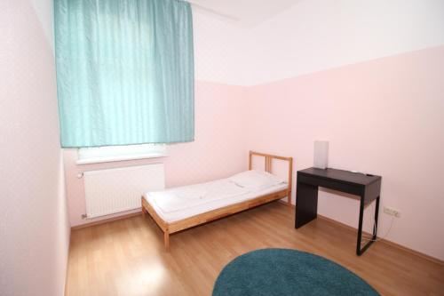 Mainhatten ApartmentTwo-Bedroom Apartment With City View