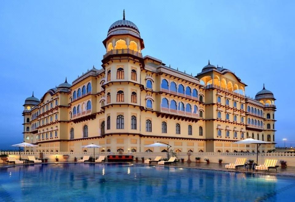 Hotel Noor Mahal - Housity