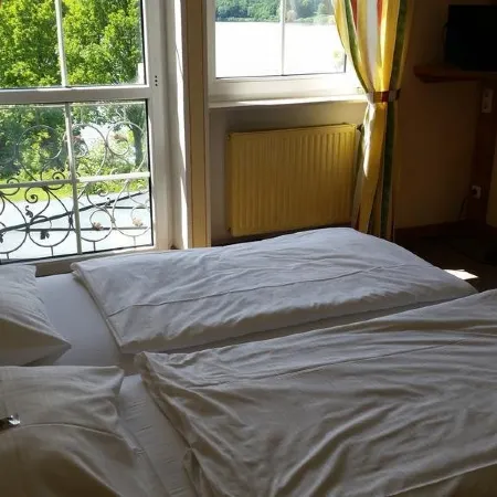 Hotel am Untreusee Отели в г. Хоф