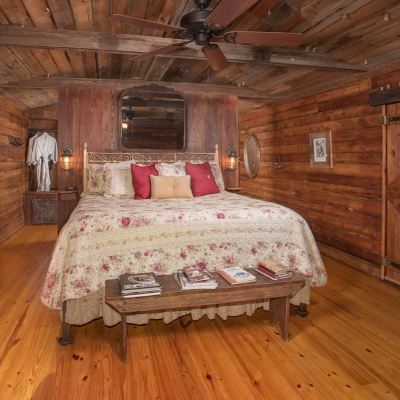 Cabin, 1 King Bed, Jetted Tub (Batts Ferry) 7F Lodge Promo Code