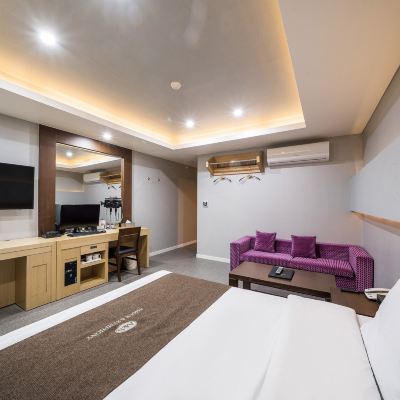 Superior Double Room Symphony Hotel Promo Code