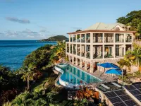 Beautiful 3 Story 8,000 Sq Ft Oceanside Mansion Hoteles en Cliftons