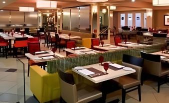 Stamford Marriott Hotel & Spa - Housity