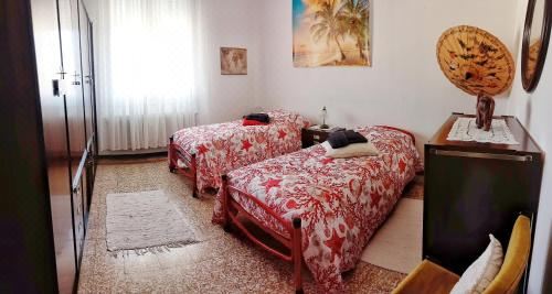Ampio Appartamento Vicino Al Centro di Treviso, Parcheggio GratuitoTwo-Bedroom Apartment