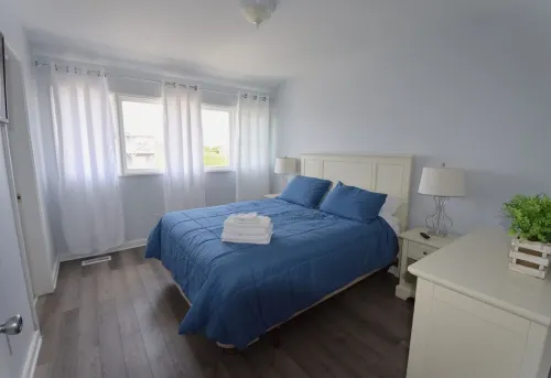 Crystal Coast Paradise: Oceanfront Home with Stunning Views, West, Emerald Isle!