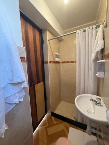 双床房（带独立浴室）