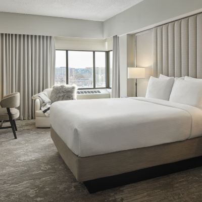 Junior Queen Suite Capitol Hill Hotel Promo Code