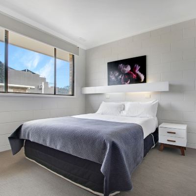 Two-Bedroom Apartment Hybiscus Waterfront Apartments Promo Code