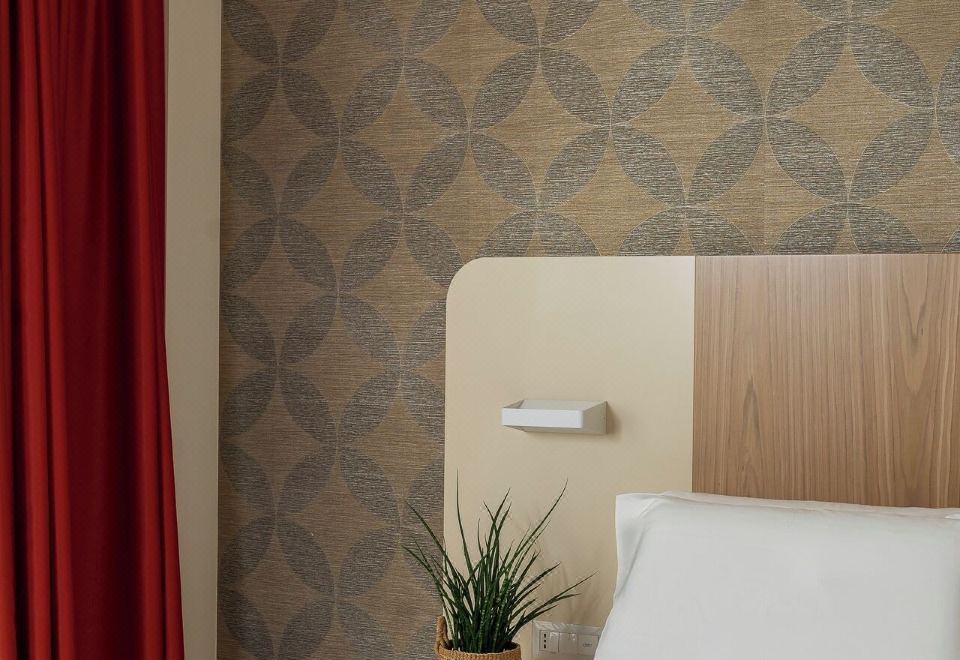 豪华三人房， 多张床